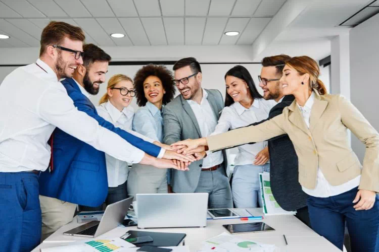 equipe-commerciale-e-ventes